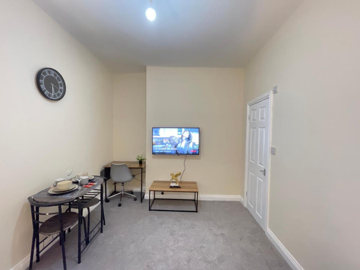 Fogs Property - Darlington City Apartments المظهر الخارجي الصورة