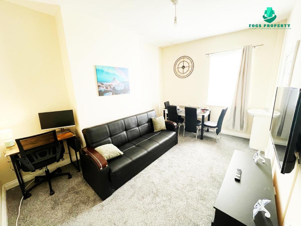 Fogs Property - Darlington City Apartments المظهر الخارجي الصورة