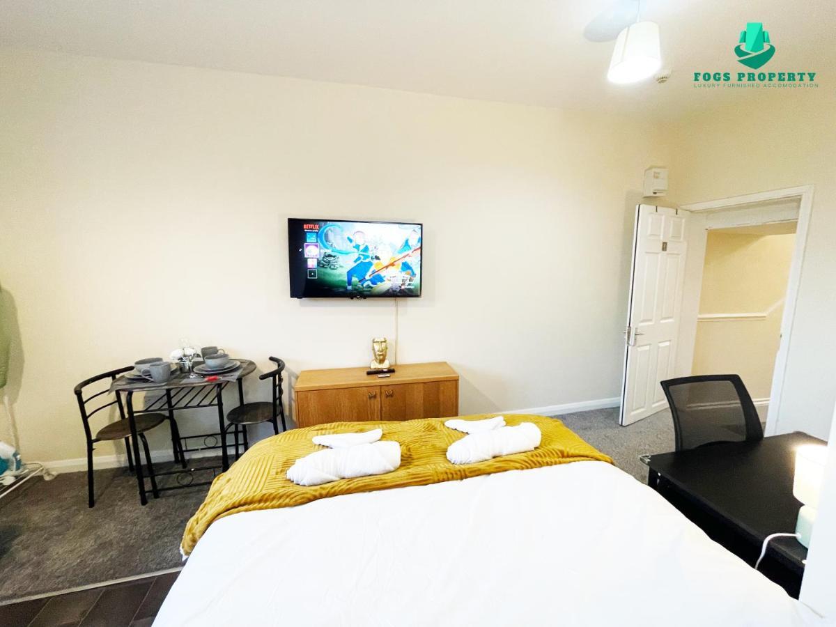 Fogs Property - Darlington City Apartments المظهر الخارجي الصورة