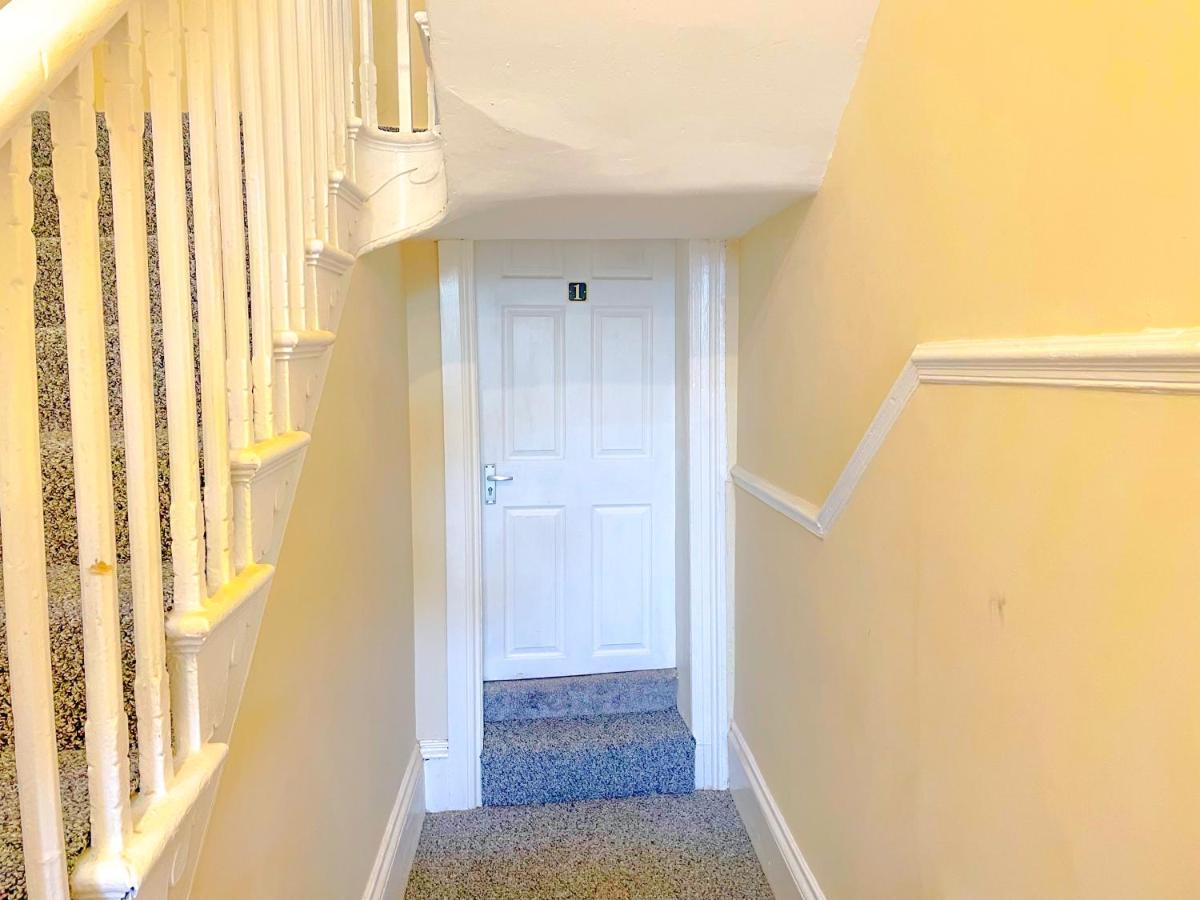 Fogs Property - Darlington City Apartments المظهر الخارجي الصورة
