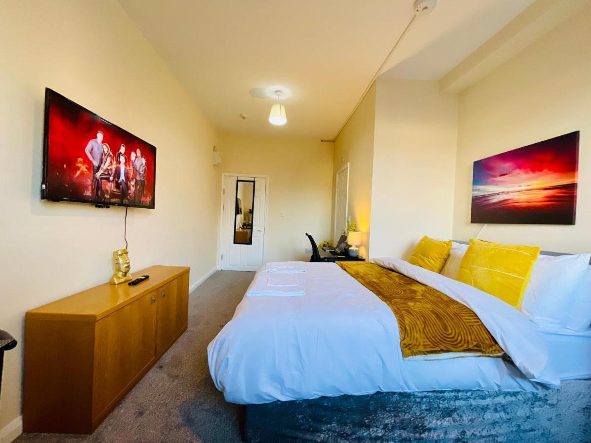 Fogs Property - Darlington City Apartments المظهر الخارجي الصورة