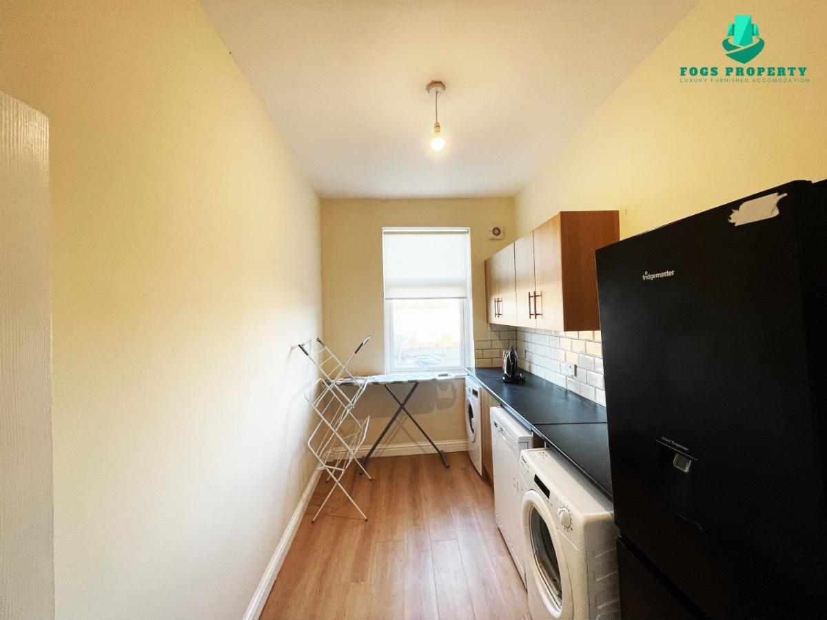Fogs Property - Darlington City Apartments المظهر الخارجي الصورة