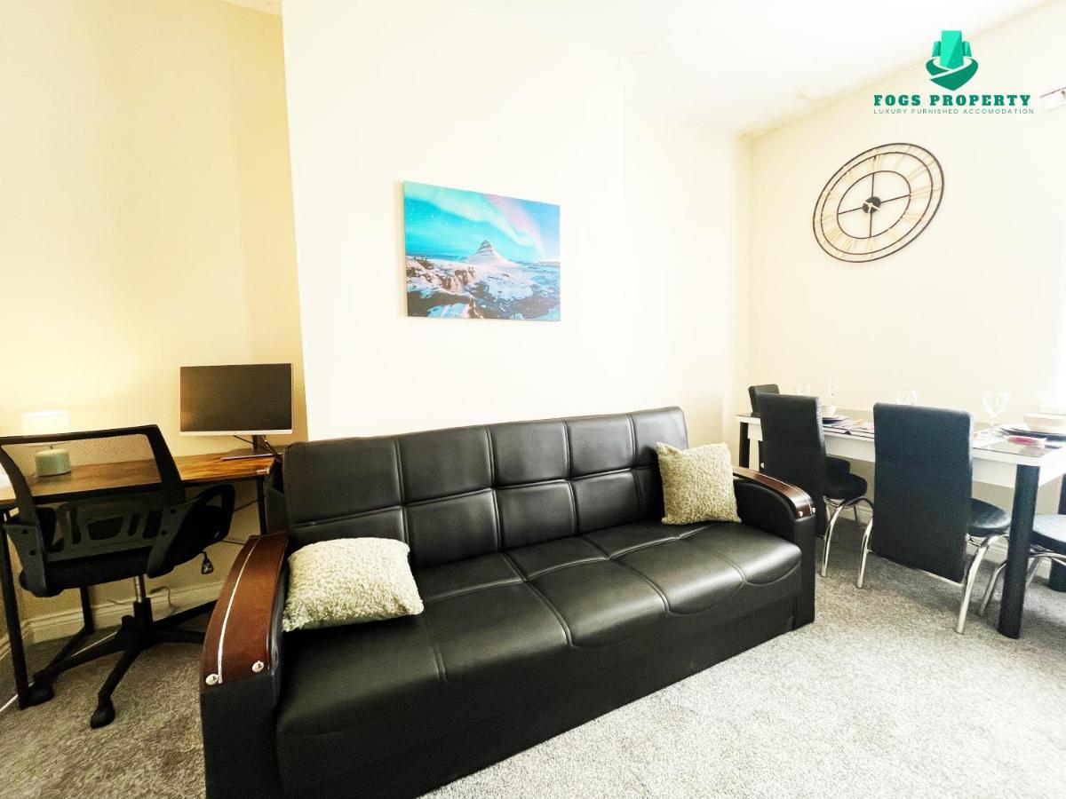 Fogs Property - Darlington City Apartments المظهر الخارجي الصورة