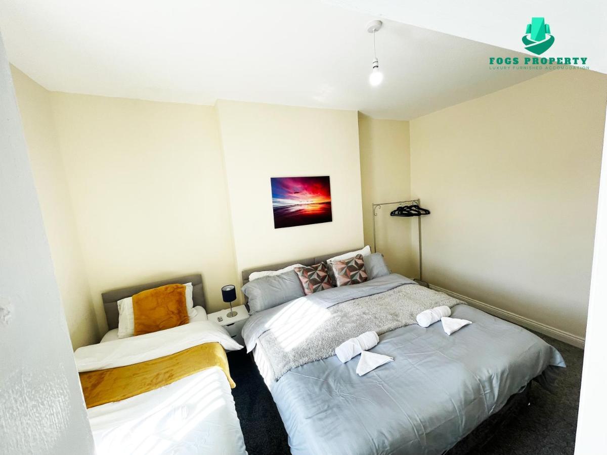 Fogs Property - Darlington City Apartments المظهر الخارجي الصورة